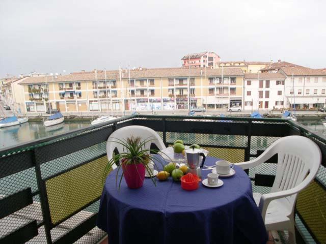 Riviera Appartament Градо Екстериор снимка